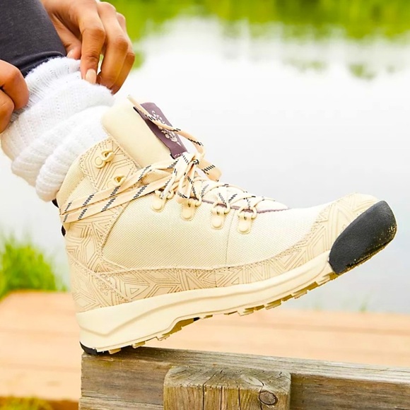 New Danner Free People Adrika Etched 8, 8.5 Leather Hiker Buttercream Lightwght - Picture 5 of 11